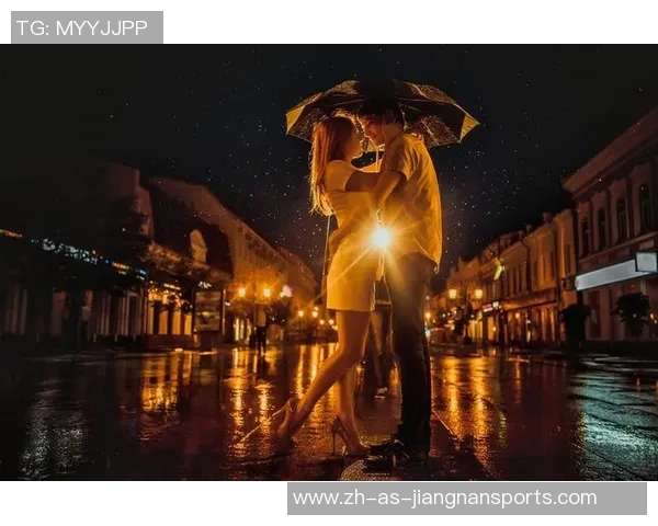 足球场上的浪漫时刻 球星约会背后的精彩瞬间